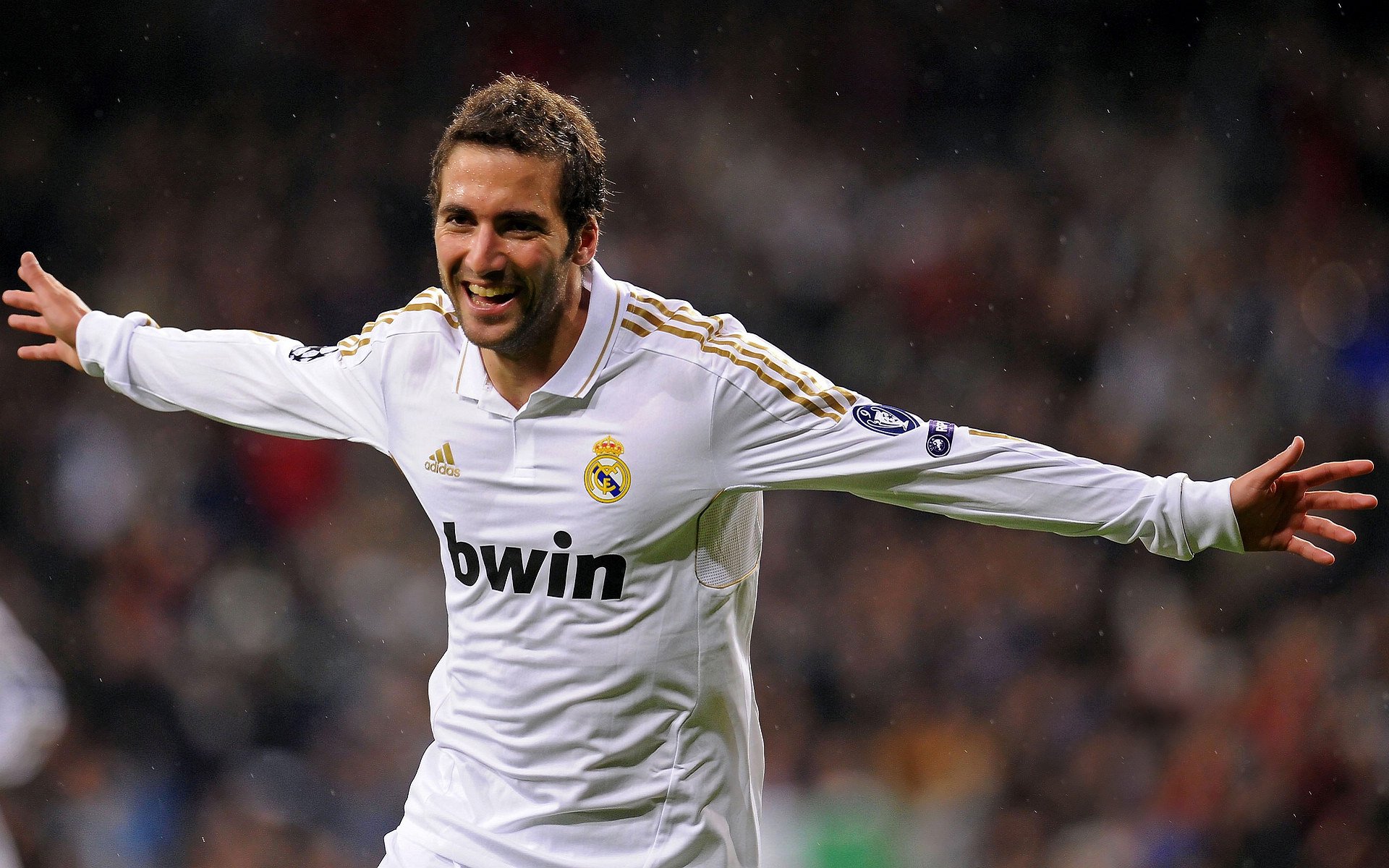 坚守初心：老将在球场上的不灭动力