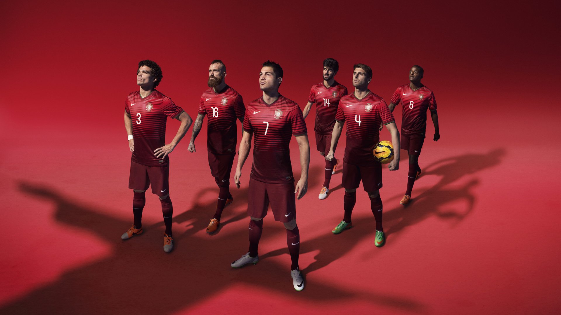 欧洲足球冠军联赛球队阵容大调整，实力有所提升，欧洲足联欧洲联赛冠军